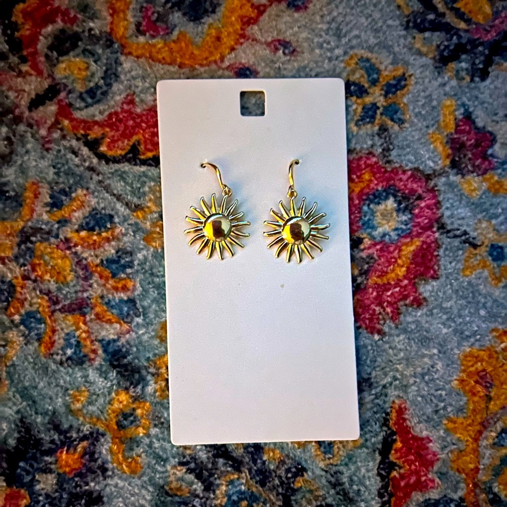Gold Sun Dangle Earrings – Radiant Boho Chic